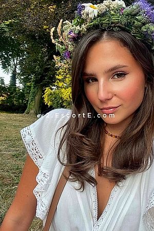 GABI - Paris Escorts