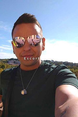 JEISON - Escort Boy Montpellier