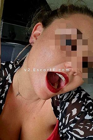 Julie - Escort Girl Bordeaux