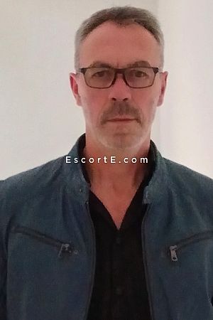 Axel - Escort Boy Haguenau