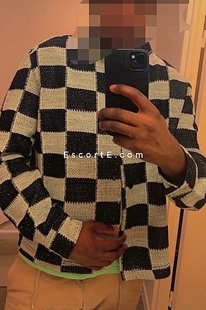 Active 23 cm - Escort Boy Marseille