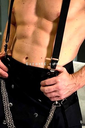 Cairo - Escort Boy Valence