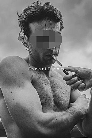 Elia Valentino - Escort Boy Paris