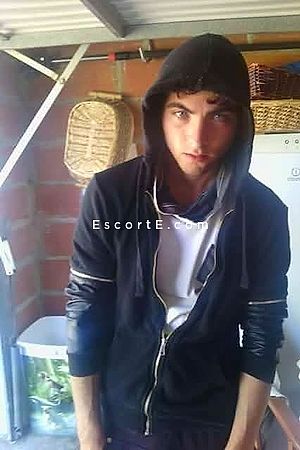 Mickael - Mont de Marsan Boy Escorts