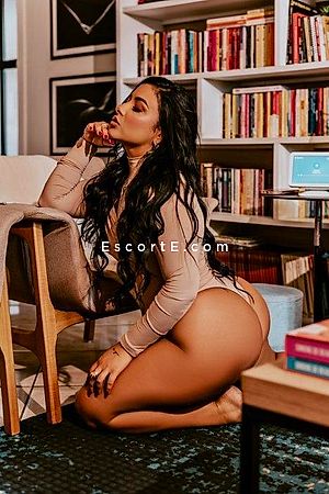 Barbara Caliente - Escort Girl Versailles