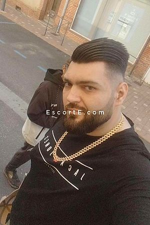 Mikegitan - Escort Boy Albi