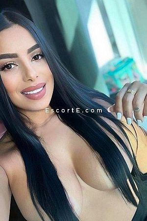 Karen - Escort Girl Paris