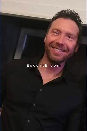 Lipstick69 - Escort Boy Lyon