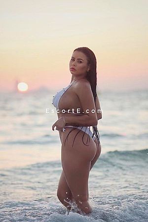 Lusianna - Escort Girl Paris