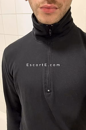 Nikki - Escort Boy Paris