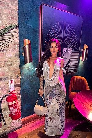 Party - Escort Girl Paris