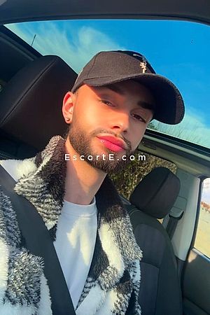 Selly - Escort Boy Saumur