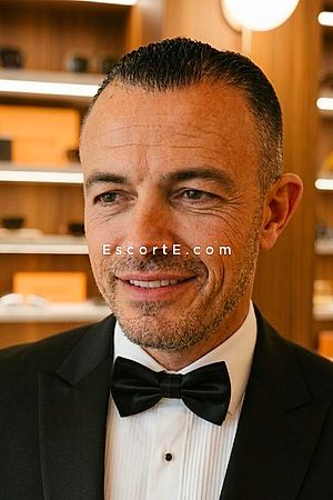 Laurenzo-31 - Escort Boy Toulouse