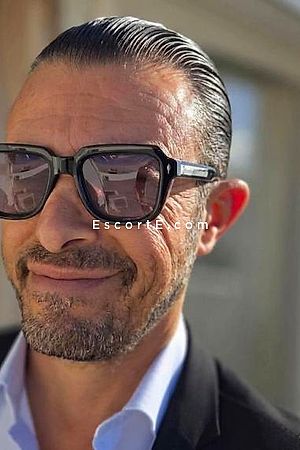Laurenzo-31 - Escort Boy Montpellier