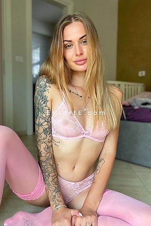 Mila - Paris Escorts