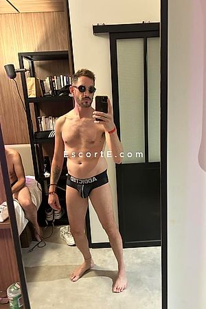 Incandescent - Escort Boy Angers