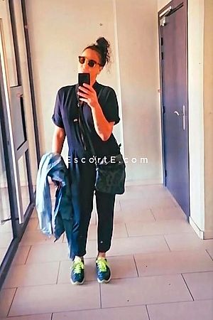 Shym - Aix-En-Provence Escorts