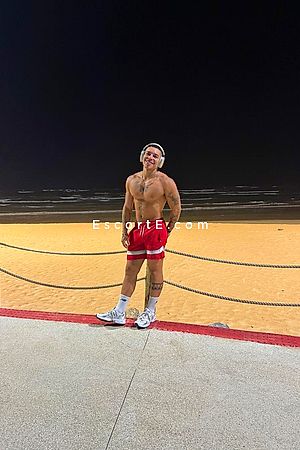 Everton - Strasbourg Boy Escorts