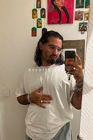 Prince indien - Paris Boy Escorts