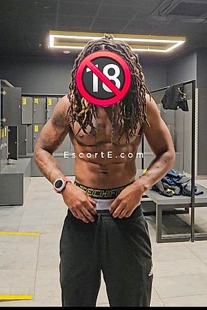 Chippou - Escort Boy Paris