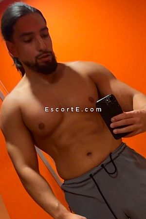 Giuseppe - Paris Boy Escorts