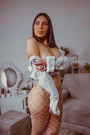 Maka - Escort Girl Paris
