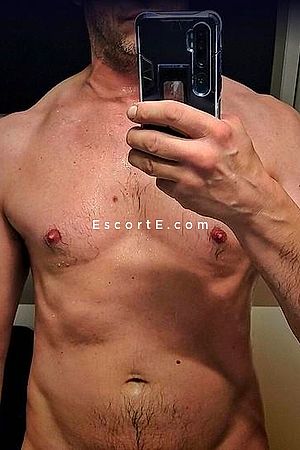 Substitution - Lyon Boy Escorts