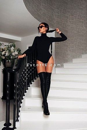 Milla Luxure - Lyon Escorts