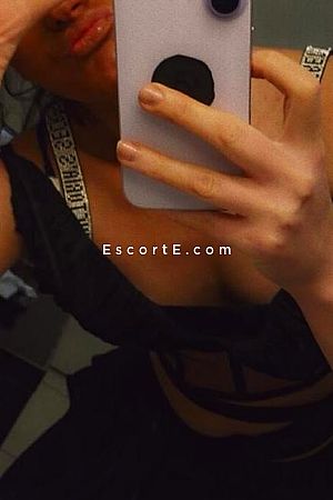 Sipinio - Paris Escorts