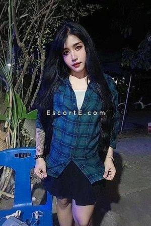 Helen - Paris Escorts