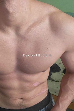 Chouch - Marseille Boy Escorts