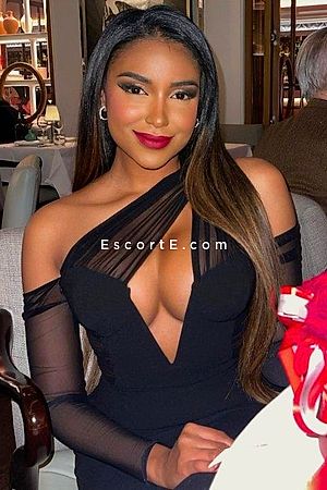 Stella - Cannes Escorts