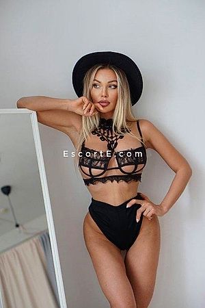 Natalie - Paris Escorts