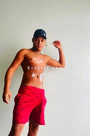 Hector - Valenciennes Boy Escorts