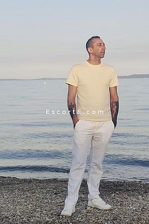 Pogzzy Photo