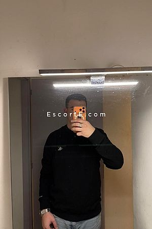 Dylan - Escort Boy La Roche-Sur-Yon
