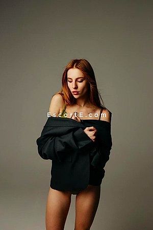 Lola - Paris Escorts