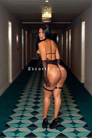Nicole - Saint Tropez Escorts