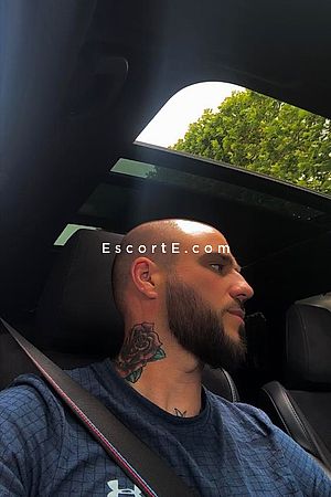 Giuseppe06 - Escort Boy Paris