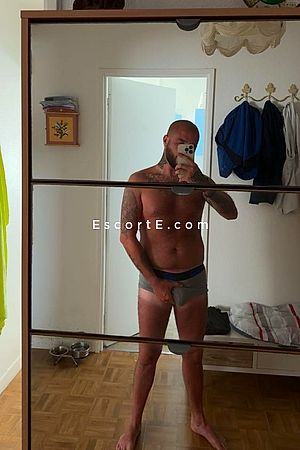 Giuseppe06 - Escort Boy Paris