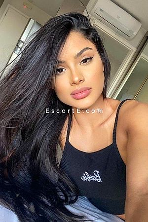 Isabella - Escort Girl Cannes