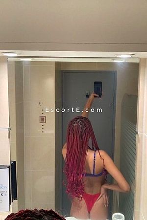 AICHA_DEPLACE_RECOIS - Escort Girl Pantin