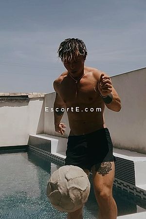Alex - Agde Boy Escorts