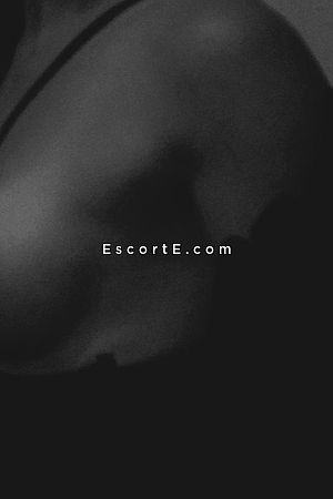 Tania - Escort Girl Paris