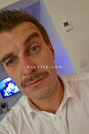 Laulau - Lille Boy Escorts