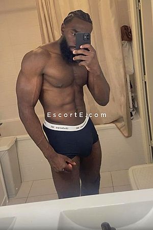 Mike - Escort Boy Cannes