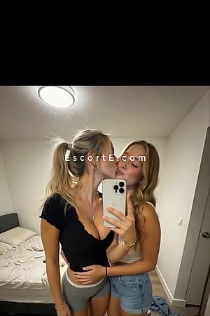 DUO CHLOE X MAELLE - Toulouse Escorts