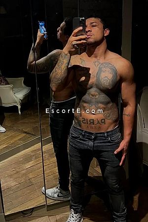 Alex22 - Paris Boy Escorts