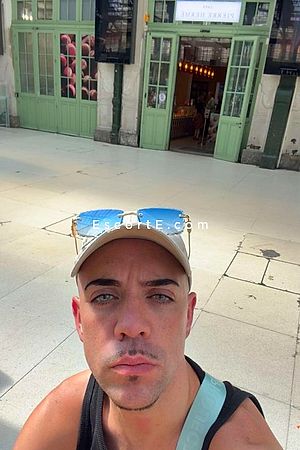 Grosselope69 - Escort Boy Toulon
