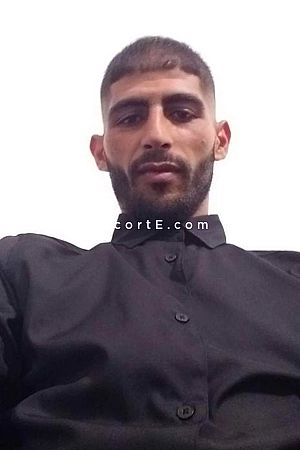 Salah - Escort Boy Paris